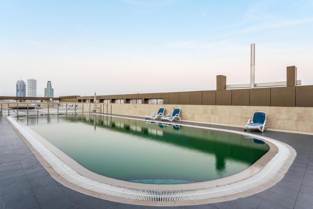 Live Spacious 3Br Apartment All En Suite & Balcony Dubai Bagian luar foto